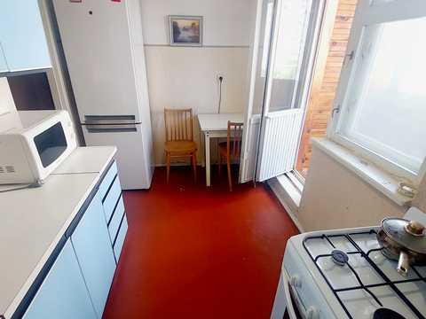 квартира за адресою Лариси Руденко вул., 8