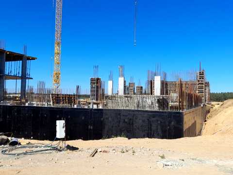 коммерческая по адресу Амосова ул., 6