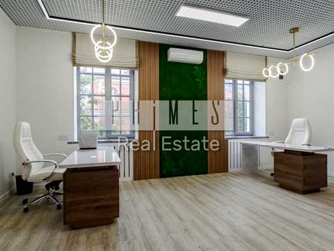коммерческая по адресу Пилипа Орлика ул., 6