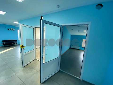 комерційна за адресою Київська вул., 34