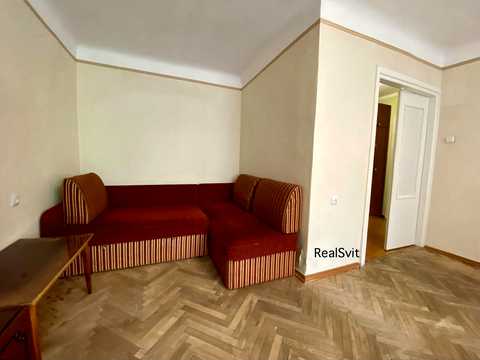 квартира за адресою Феодосійська вул., 4
