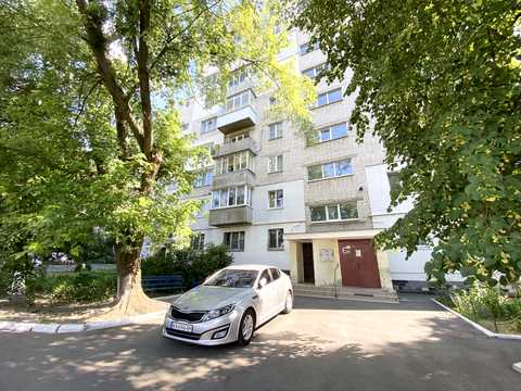 квартира за адресою Феодосійська вул., 4
