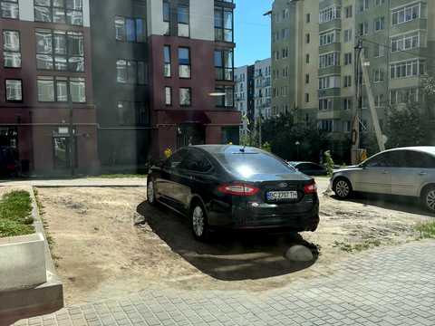 коммерческая по адресу Малоголосковская ул., 44