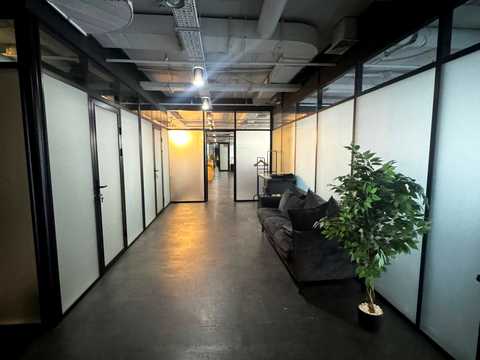 комерційна за адресою Глибочицька вул., 45