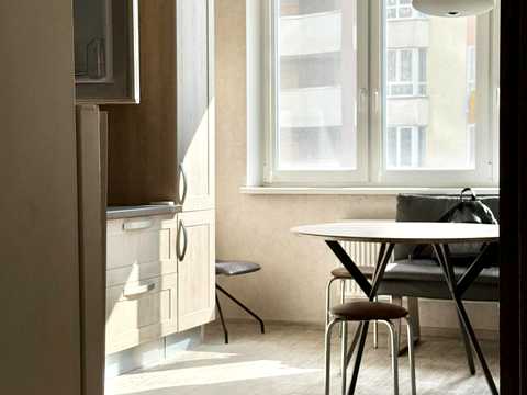 квартира за адресою Анни Ахматової вул., 34