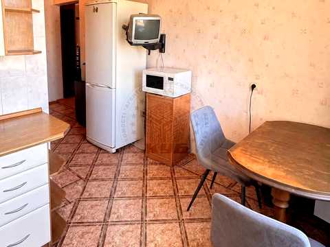 квартира по адресу Червоной Калины просп. (Владимира Маяковского), 8-Б