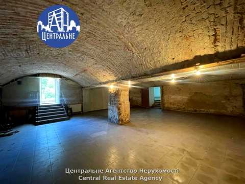 коммерческая по адресу Вокзальна ул. (Гагаріна), 15