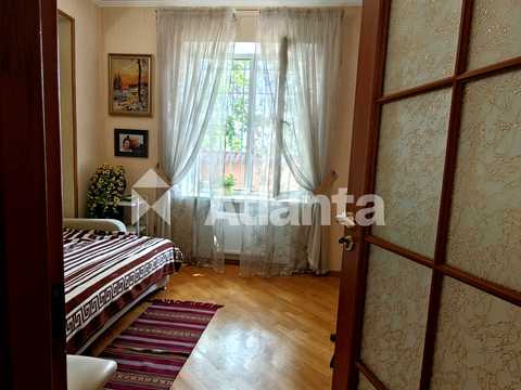 будинок за адресою Виноградна вул.