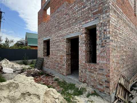 будинок за адресою с. Крихівці, Крихівецька вул., 175