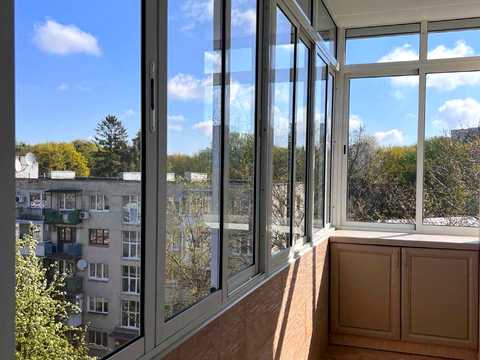 квартира за адресою Мирона Тарнавського вул. (Кутузова), 118-А