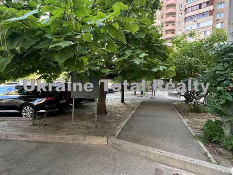 квартира за адресою Оноре де Бальзака вул., 6