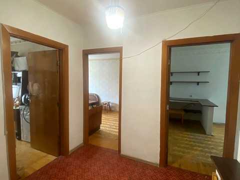 квартира за адресою Космонавтів просп., 43