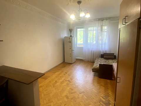 квартира за адресою Космонавтів просп., 43