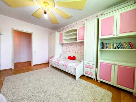 квартира за адресою Срібнокільська вул., 22