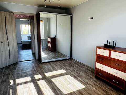 квартира за адресою Десантна вул., 11