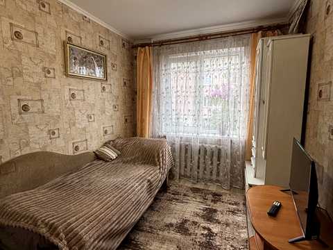 квартира за адресою Богдана Хмельницького вул., 84-1
