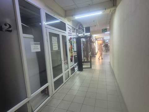 комерційна за адресою Небесної Сотні вул. (Івана Стасюка), 21-А