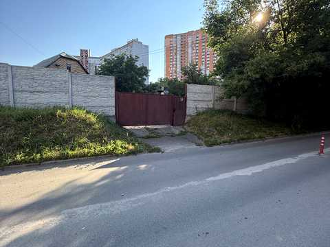 участок по адресу Осенняя ул.