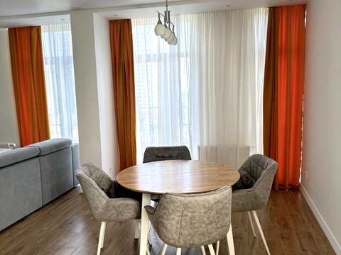 квартира за адресою Регенераторна вул., 4к2