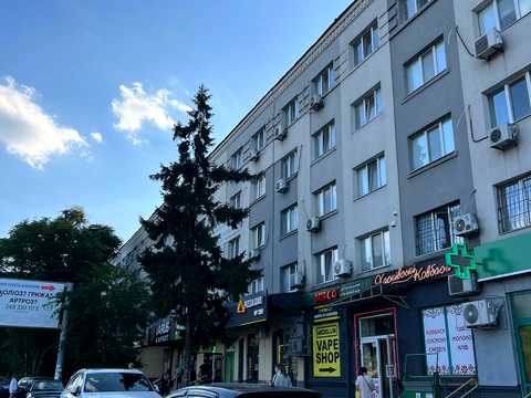 квартира за адресою Богдана Хмельницького просп. (Героїв Сталінграда), 16