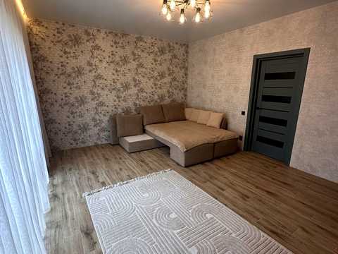 дом по адресу Кулика і Гудачека ул. (Макарова)