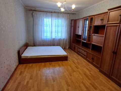 квартира за адресою Драгоманова вул., 1-К