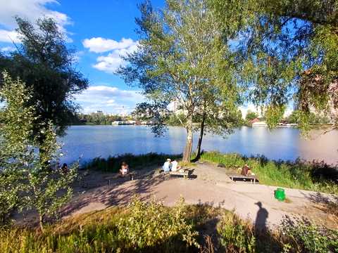 квартира за адресою Драгоманова вул., 1-К