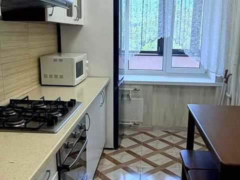 квартира по адресу Ивана Мазепы ул. (Січневого Повстання), 4-В