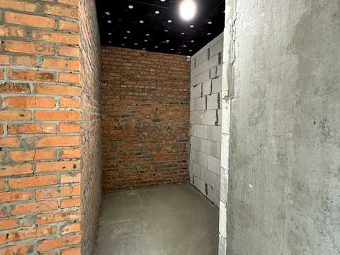 комерційна за адресою Тадея Рильського бульв., 1