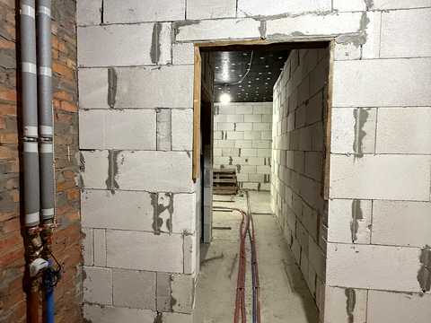 комерційна за адресою Тадея Рильського бульв., 1