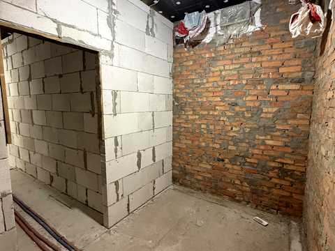 комерційна за адресою Тадея Рильського бульв., 1