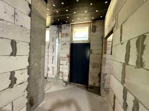 комерційна за адресою Тадея Рильського бульв., 1