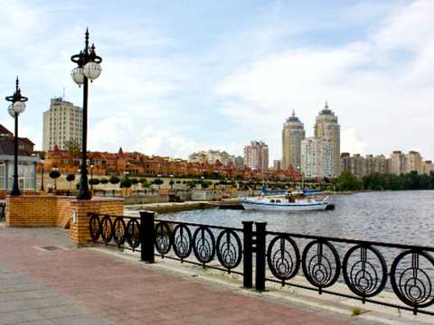 квартира за адресою Володимира Івасюка просп. (Героїв Сталінграду), 13-А