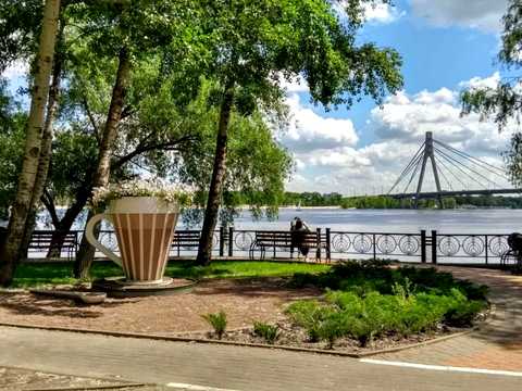 квартира за адресою Володимира Івасюка просп. (Героїв Сталінграду), 13-А