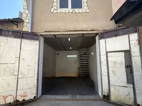 паркомісце за адресою Гайова вул., 54-А