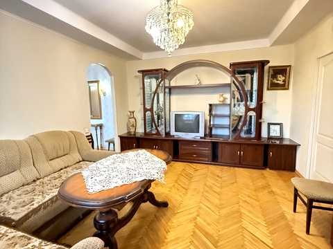 квартира за адресою Леоніда Каденюка просп. (Юрія Гагаріна), 14-А