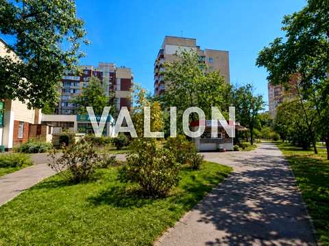 квартира за адресою Володимира Висоцького бульв., 4