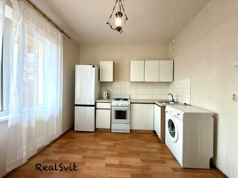 квартира за адресою Милославська вул., 32/51а