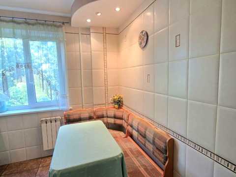 квартира за адресою Світла вул., 10