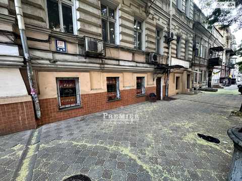 комерційна за адресою Олександра Станкова вул. (Лейтенанта Шмідта), 1