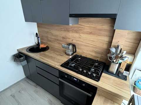 квартира за адресою Кооперативна вул., 3