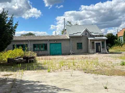 комерційна за адресою Зацерків'я, 2