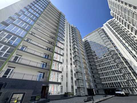 комерційна за адресою Пішонівська вул., 15