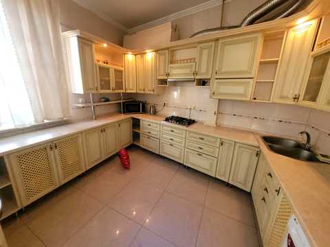 квартира за адресою Львів, Амвросія Метлинського вул., 1