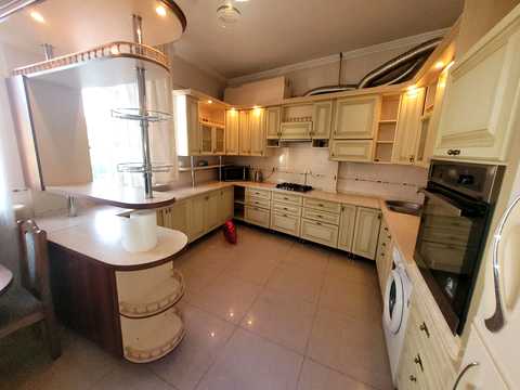 квартира за адресою Львів, Амвросія Метлинського вул., 1