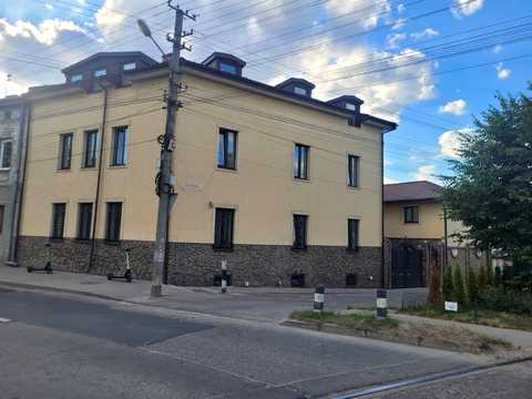 квартира за адресою Львів, Амвросія Метлинського вул., 1