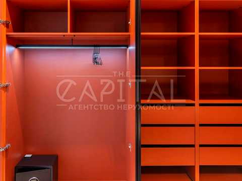 квартира за адресою Євгена Коновальця вул. (Щорса), 26-А