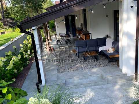 дом по адресу Соборна ул.