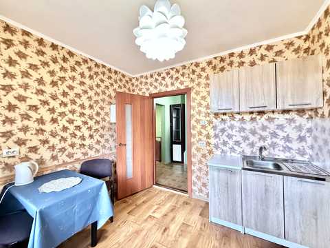 квартира за адресою Здолбунівська вул., 13