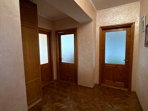 квартира за адресою Уласа Самчука вул. (Молодої Гвардії), 31